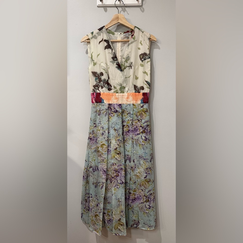 J. Peterman Maximalist V-Neck Maxi Dress